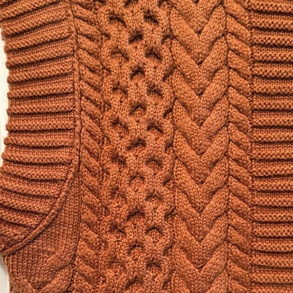 Talbots Women's Rust Cable Knit Sweater Vest Size M - Picture 5 of 7